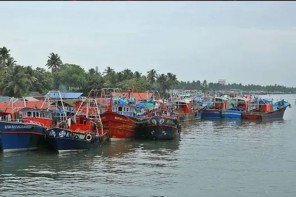 പുഴയിലും ട്രോളിങ് നിരോധനം; പുഴയിലെ മീന്‍പിടിത്തത്തിന് വിലക്കേര്‍പ്പെടുത്തി ഫിഷറീസ് വകുപ്പ്.
